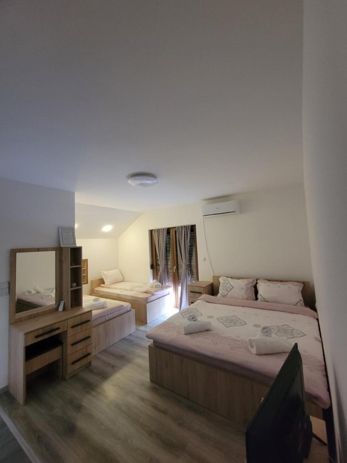Eleon Motel Brezovica Exterior foto